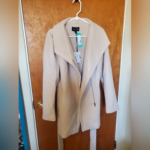 41 Hawthorn Elegant Cream Belted Women's Coat New With Tags! - Picture 4 of 5